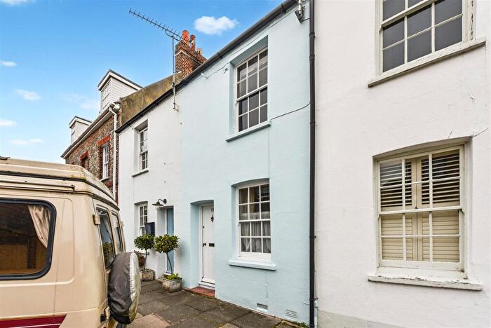 2 Bedroom Terraced House For Sale In Arun Street, Arundel, BN18
