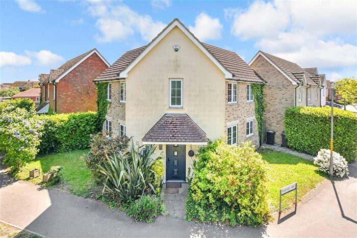 4 Bedroom Detached House For Sale In Barnes Way, Herne Bay, Kent, CT6