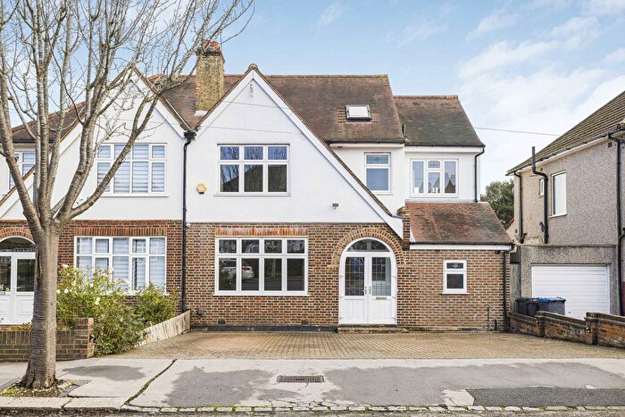 5 Bedroom Semi-Detached House To Rent In East Way, Croydon, CR0