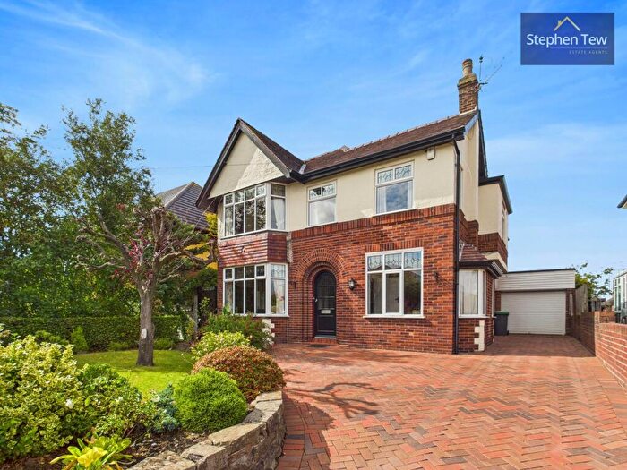 4 Bedroom Detached House For Sale In Newton Drive, Blackpool, FY3