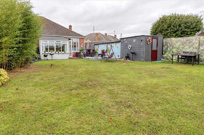 3 Bedroom Bungalow For Sale In Tudor Green, West Clacton, CO15