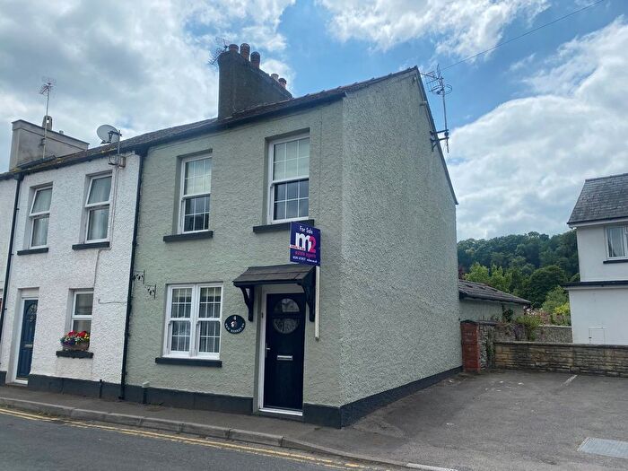 2 Bedroom Terraced House For Sale In New Market Street, Usk, NP15