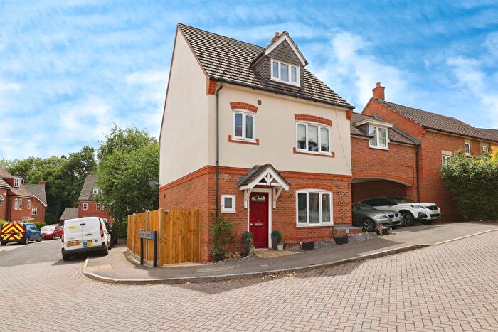 4 Bedroom Detached House For Sale In Montgomery Road, Enham Alamein, Andover, SP11