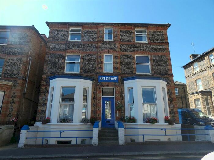 3 Bedroom Flat To Rent In Chandos Square, Broadstairs, CT10