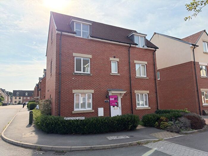4 Bedroom Detached House For Sale In Cuckoo Lane, Bracknell, Berkshire, RG12