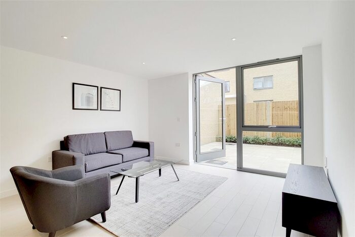 1 Bedroom Flat To Rent In Ann Street, Packington Square, N1