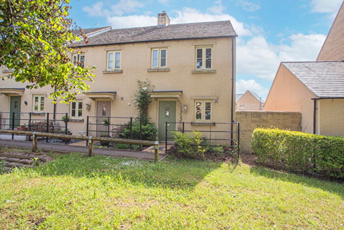 2 Bedroom End Of Terrace House For Sale In Brays Avenue, Tetbury, GL8