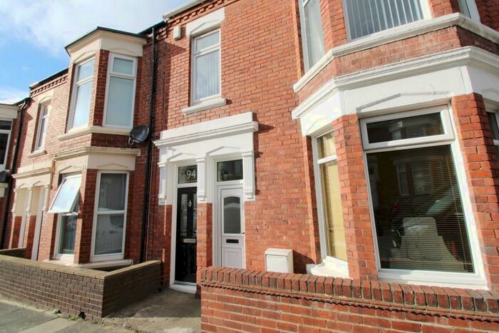 3 Bedroom Apartment To Rent In Candlish Street, South Shields, NE33