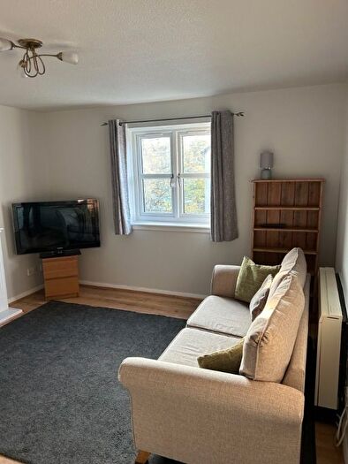 2 Bedroom Flat To Rent In Tytler Gardens, Abbeyhill, Edinburgh, EH8