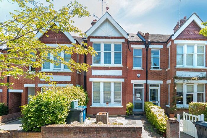 3 Bedroom Semi-Detached House To Rent In Woodfield Avenue, London, W5