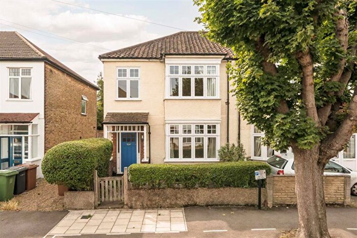3 Bedroom House To Rent In Dallinger Road, Lee, SE12