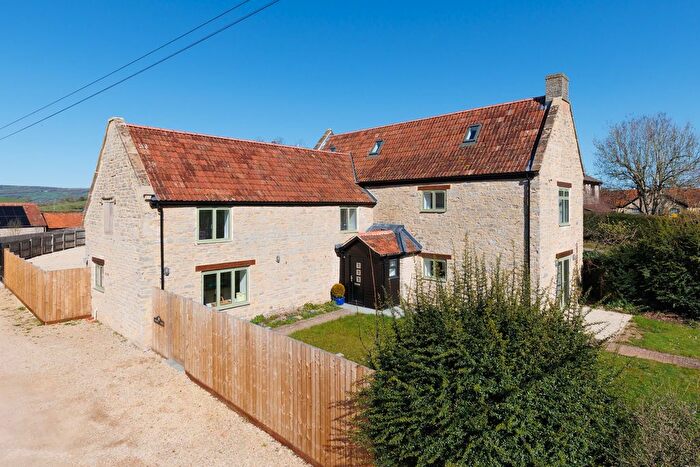 6 Bedroom Detached House To Rent In Henton, Wells, BA5