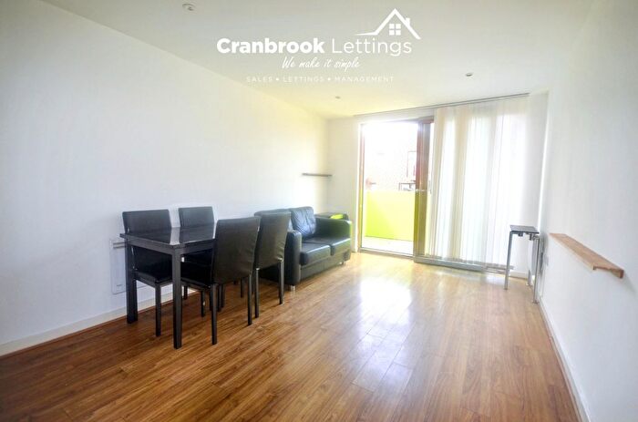 1 Bedroom Flat To Rent In Ropeworks, Arboretum Place, IG11