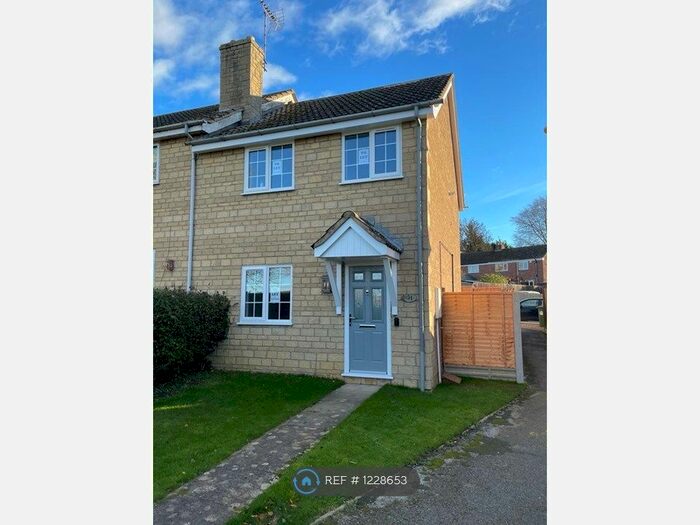 2 Bedroom Semi-Detached House To Rent In Pinfold Close, South Luffenham, Oakham, LE15