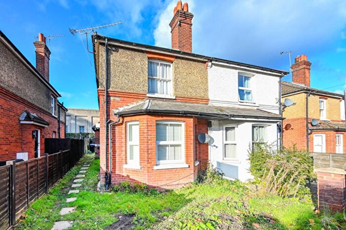 1 Bedroom Maisonette To Rent In York Road, Woking, GU22