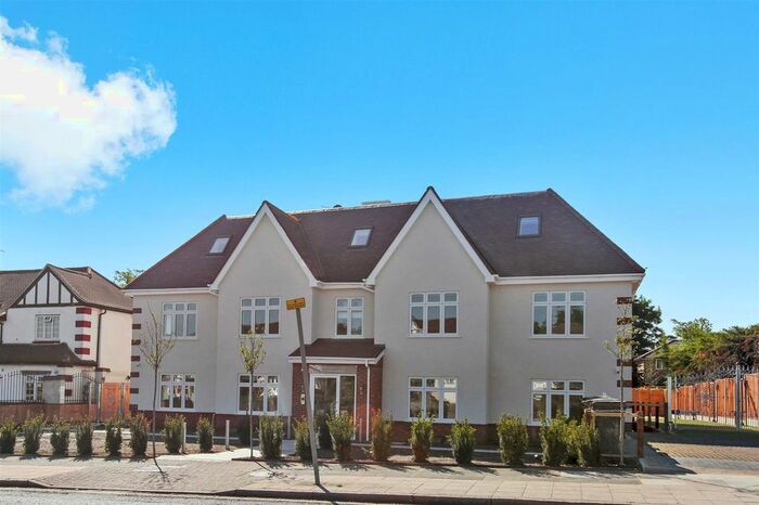 1 Bedroom Flat To Rent In Tudor Gardens, Kingsbury, London, NW9