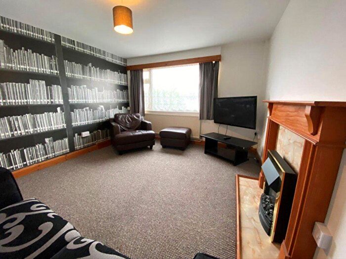 2 Bedroom Flat To Rent In Sturry Road, Canterbury Ref -, CT1