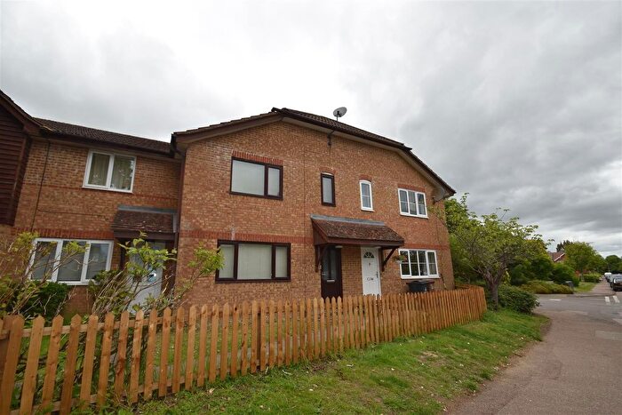 2 Bedroom Property To Rent In Morecambe Close, Stevenage, SG1