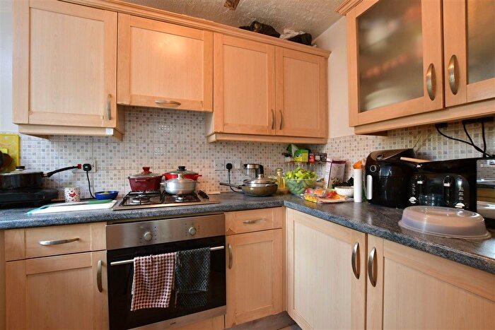 2 Bedroom End Terrace House For Sale In Brock Road, London, E13