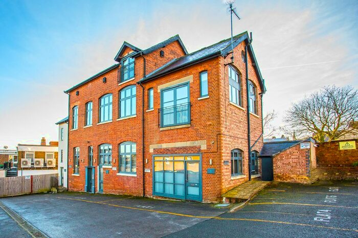 2 Bedroom Flat To Rent In Buckingham Lofts, Buckingham, MK18