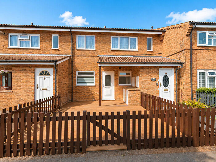 2 Bedroom Ground Maisonette To Rent In Portway Close, Bitterne, Southampton, SO18