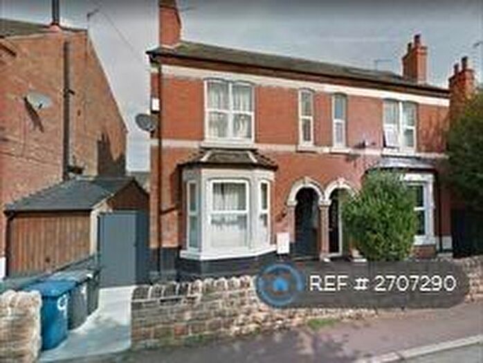 4 Bedroom Semi Detached House To Rent In West Bridgford, Nottingham, NG2