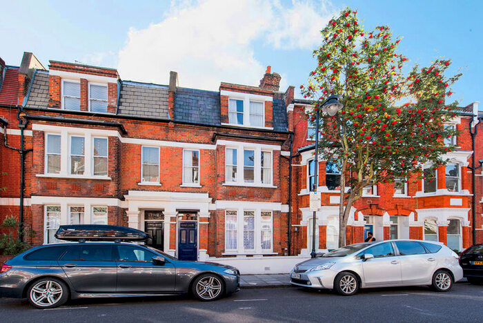 1 Bedroom Flat To Rent In Calabria Road, London, N5