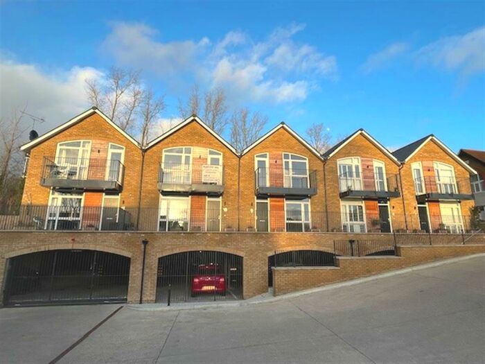 3 Bedroom Terraced House For Sale In Bulbourne Yard, Bulbourne, Tring, HP23