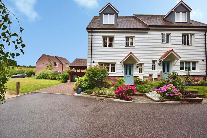 4 Bedroom Town House For Sale In Hop Garden Crescent, Sittingbourne, ME9