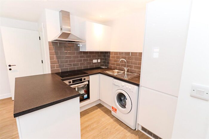 2 Bedroom Flat To Rent In Old Coppice Side, Heanor, DE75