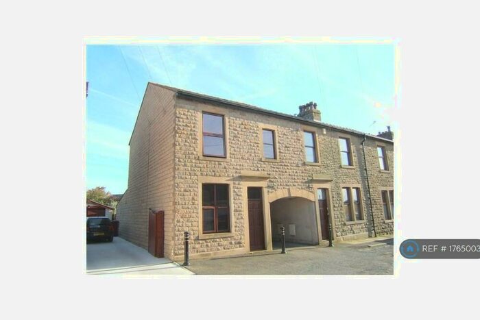 1 Bedroom Flat To Rent In Towneley Road West, Longridge, Preston, PR3
