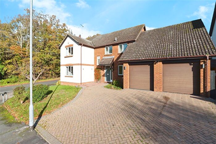5 Bedroom Detached House For Sale In Farriers Drive, Billericay, Essex, CM12