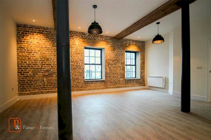 1 Bedroom Flat To Rent In Maponite Buildings, Hawkins Road, Colchester, Essex, CO2