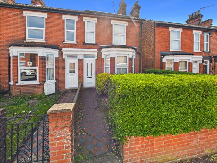 3 Bedroom Semi Detached House For Sale In Wellesley Road, Ipswich, Suffolk, IP4