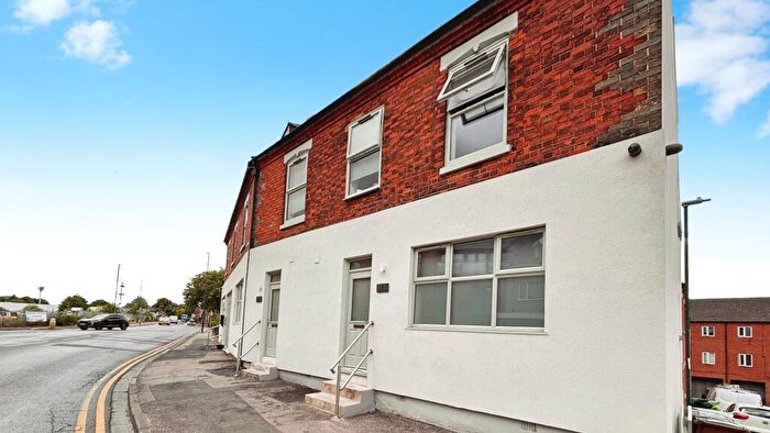 2 Bedroom Flat To Rent In Woodborough Road, NG3