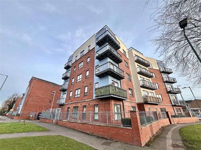 2 Bedroom Flat To Rent In Robin Hood Way, Nottingham, NG2