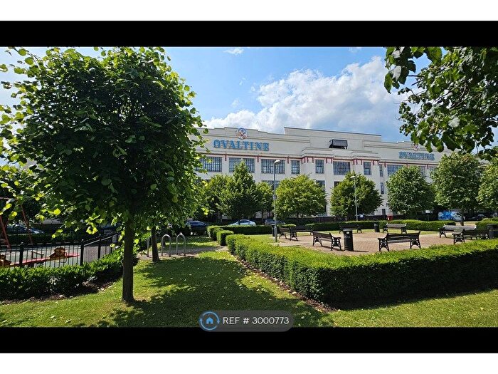 1 Bedroom Flat To Rent In Ovaltine Court, Kings Langley, WD4