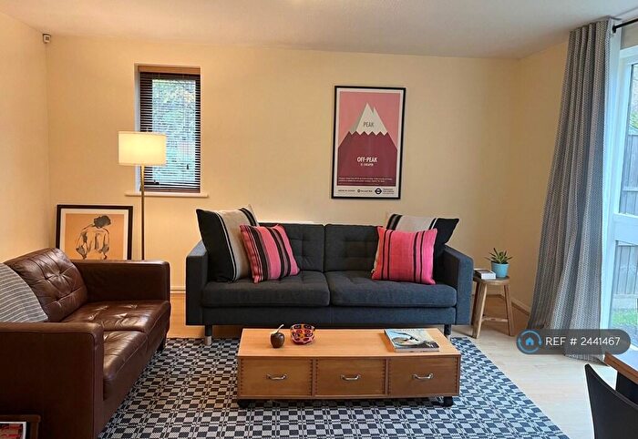 1 Bedroom Flat To Rent In John Maurice Close, London, SE17