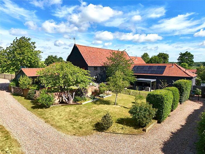 4 Bedroom Barn Conversion For Sale In Sisland, Norwich, Norfolk, NR14