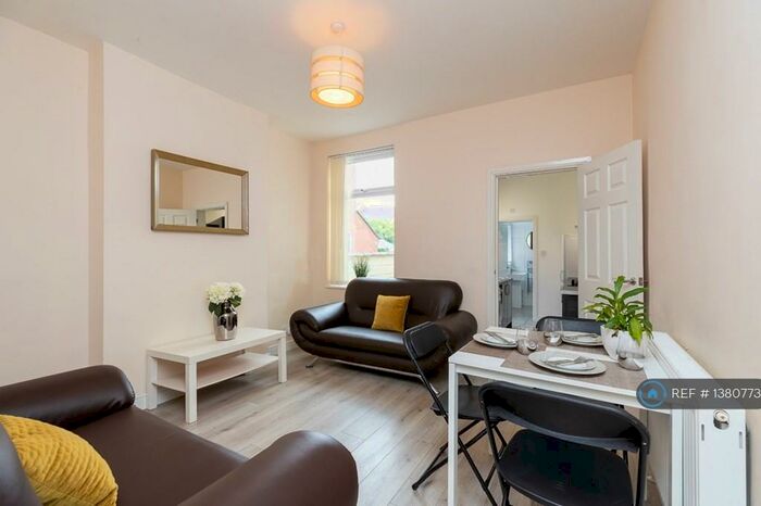 3 Bedroom Terraced House To Rent In Northfield Road, Coventry, CV1