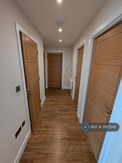 2 Bedroom Flat To Rent In Campshill Road, London, SE13