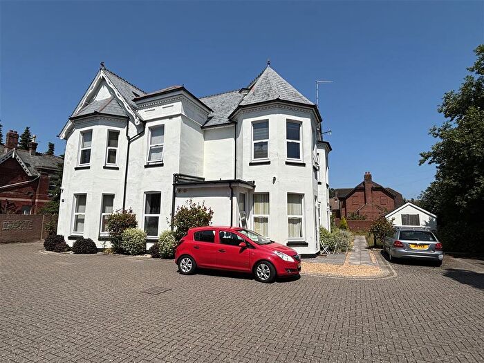 1 Bedroom Flat For Sale In Lansdowne Road, Bournemouth, BH1