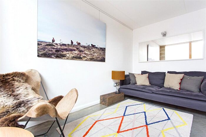 2 Bedroom Apartment To Rent In Belsham Street, London, E9