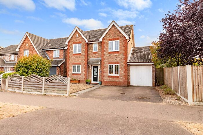 4 Bedroom Detached House For Sale In Kingswood Avenue, Taverham, Norwich, NR8