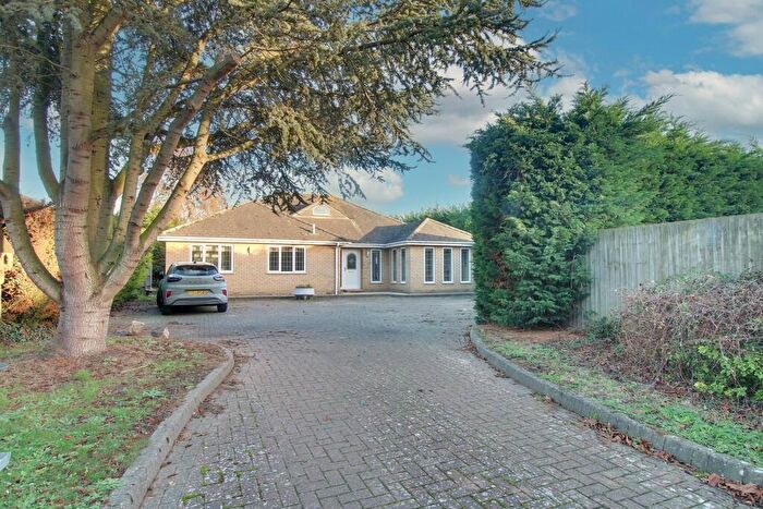 4 Bedroom Detached Bungalow For Sale In Doddington Road, Wimblington, PE15