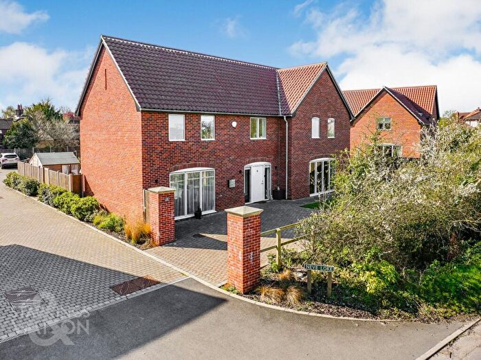 4 Bedroom Detached House For Sale In Neve Loke, Hemblington, Norwich, NR13