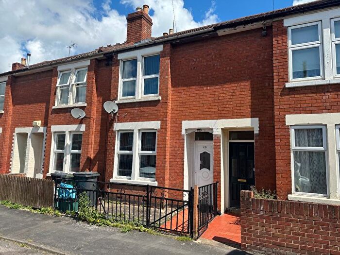 3 Bedroom Property To Rent In Lysons Avenue, Linden, Gloucester, GL1