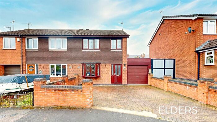 3 Bedroom Semi Detached House For Sale In Boatmans Close, Ilkeston, DE7