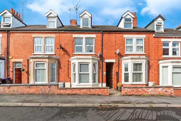 3 Bedroom Terraced House For Sale In Edward Street, Grantham, NG31