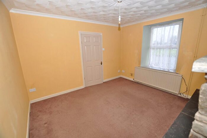 4 Bedroom Detached House For Sale In Tenby Road, St. Clears, Carmarthen, SA33